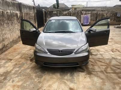 A picture of Toyota camry LE