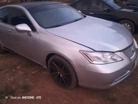 A picture of Lexus es350