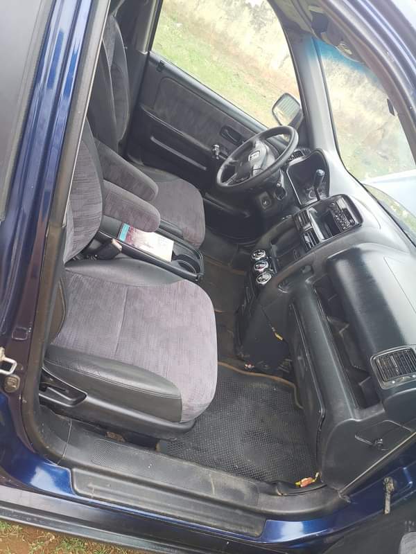 A picture of Nigeria Used Honda 2004 model with untouch Engine and good