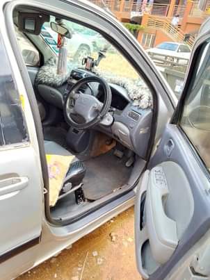A picture of Toyota raum