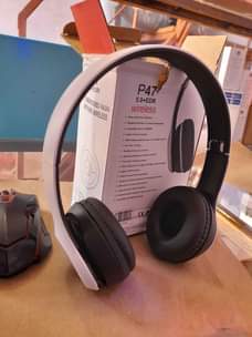 A picture of Wireless headphones