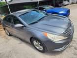 A picture of Hyundai sonata 2011