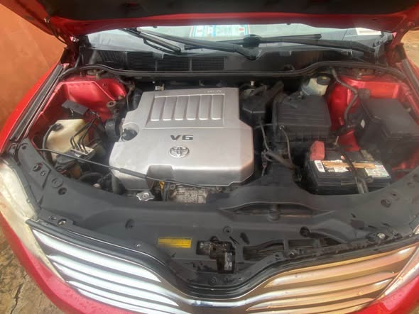 A picture of Toyota venza 2010