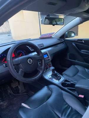 A picture of Volkswagen Passat 2008 model