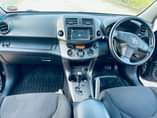 A picture of 2009 TOYOTAVANGUARD DGN WhatsApp call 255 762 483 424 Engine