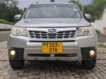 A picture of SUBARU FORESTER