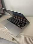 A picture of Mac book pro 13