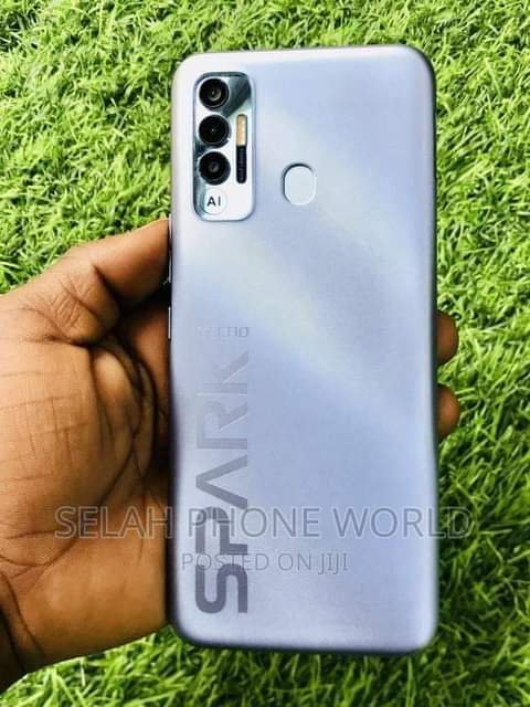 A picture of Tecno spark 7P