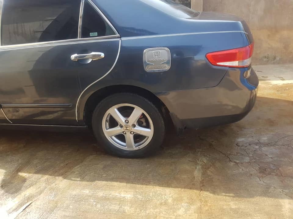 A picture of Nearly used Honda accord 2004 for sale .. direct owner