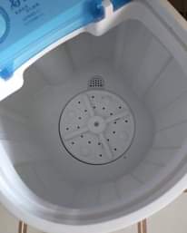 A picture of Washing machine 5kg