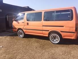 used toyota hiace