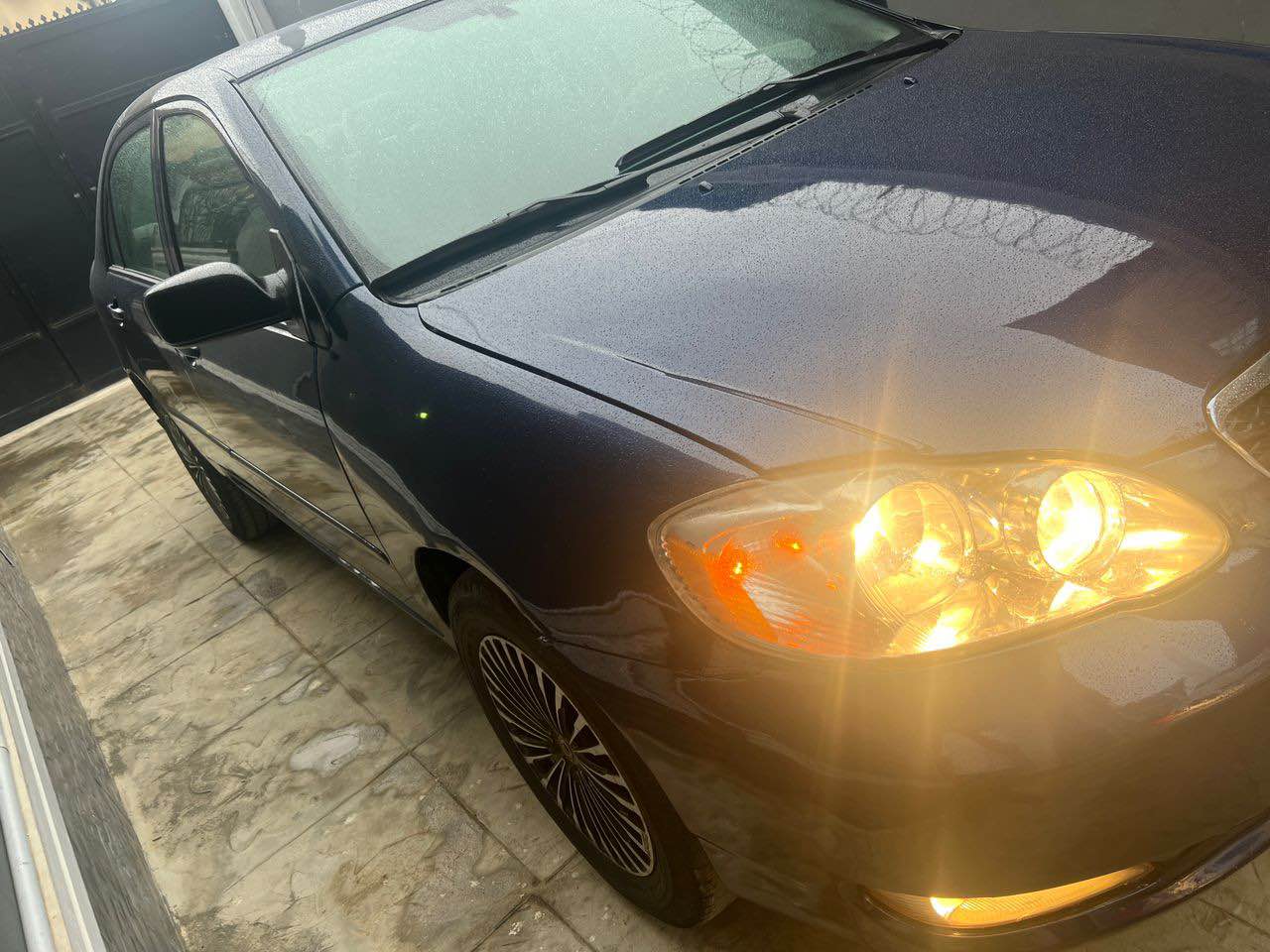 A picture of Toyota Corolla 2005