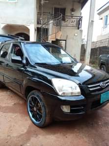 A picture of Kia sportage buy the travel 2 8 lagos