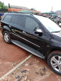 A picture of 2009 MERCEDES BENZ GL450 FULL OPTION