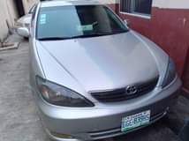 A picture of 2004 Toyota Camry Le