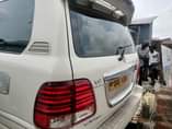 A picture of Land cruiser for sale call me on 256751331103 or what
