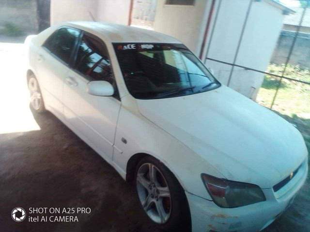 used toyota altezza