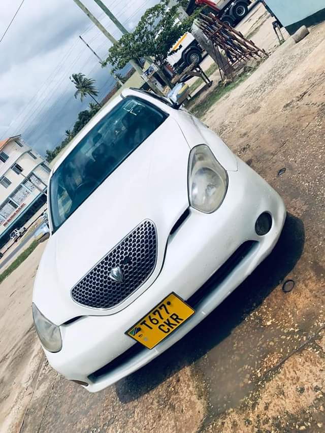 A picture of TOYOTA VERROSA