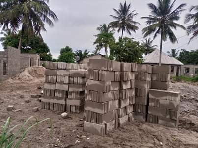 A picture of ENEO LINAUZWA PAMOJA NA BOMA LAKE BEI MILIONI 10 LIPO