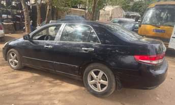 A picture of Honda Accord EOD untempered engine and gear plus chilling AC
