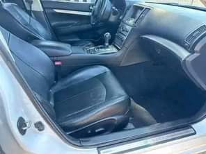 A picture of 2013 Infiniti M37 Price 1600 Down payment 300 72 812