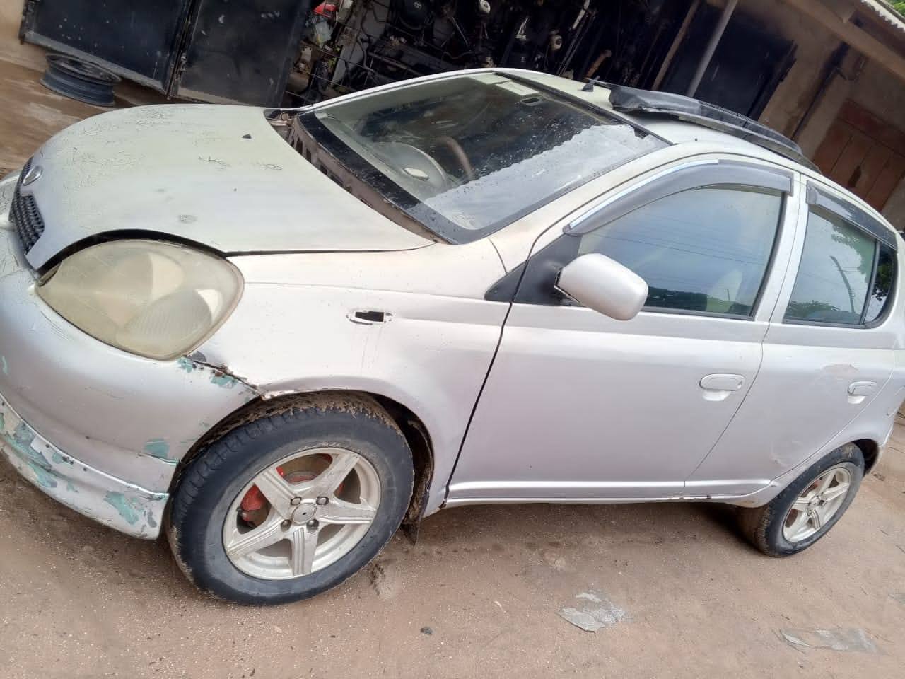 A picture of Car