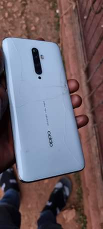 A picture of Oppo Reno 2f