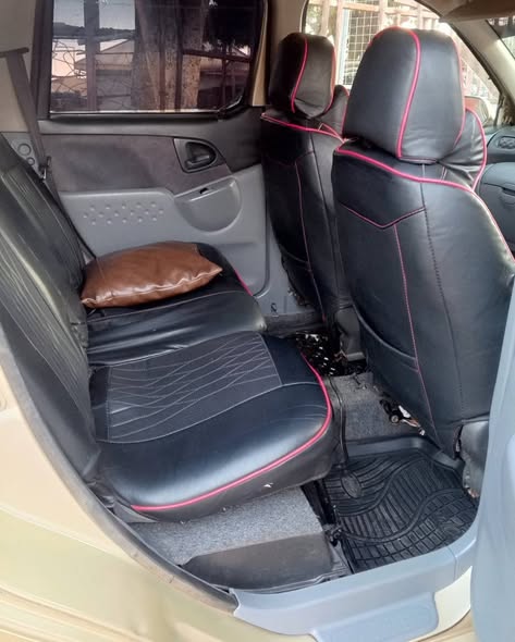 A picture of Toyota FunCargo