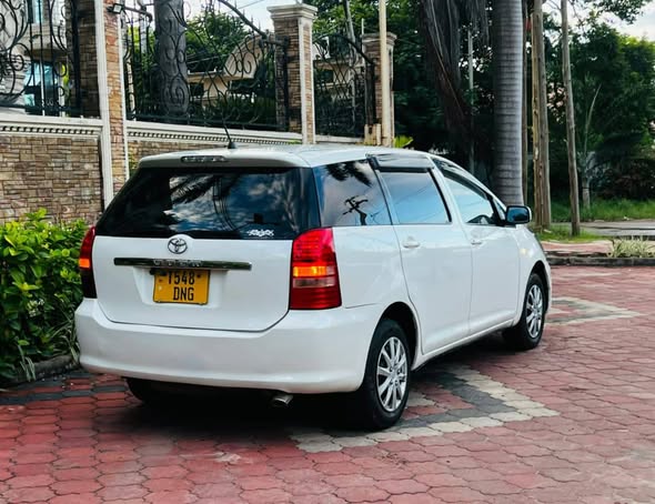 A picture of Toyota Wish 0788078007