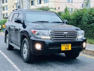 A picture of LAND CRUISE V8 VX