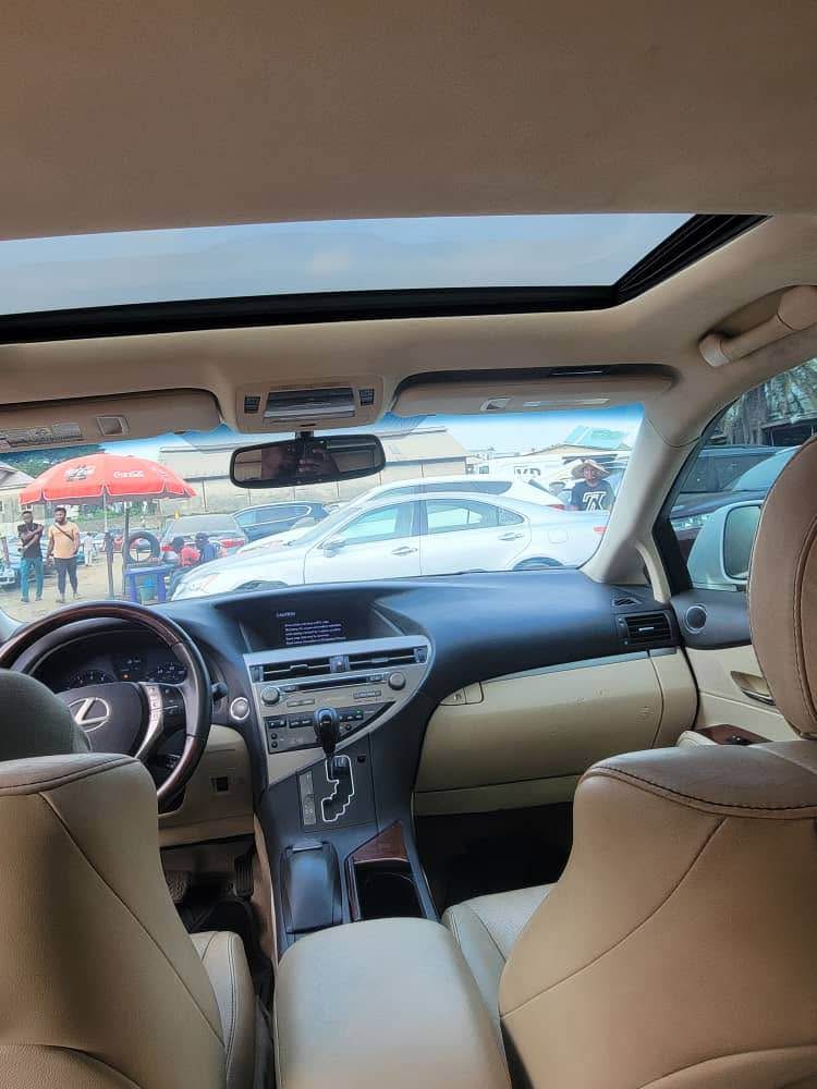 A picture of 2014 Rx350