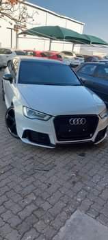 Tshidiso S.