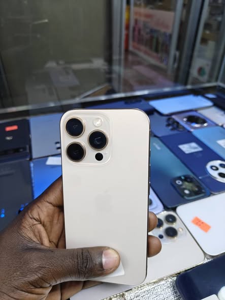 A picture of IPHONE 16 PRO