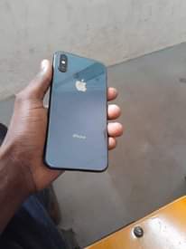 A picture of Iphone xs kioo