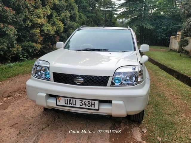 A picture of 2001 XTRAIL 4WD H
