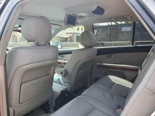 A picture of Lexus 05