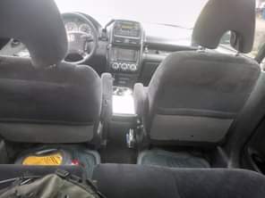 A picture of Honda c r v buy and drive 2 7m SETTLEs