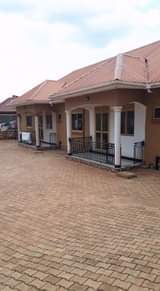 houses kireka