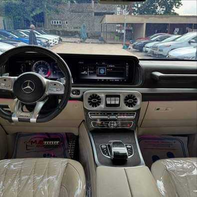 A picture of SULTAN MOTOR forigen used G63 AMG V8 BITURBO Model 2021