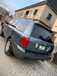 A picture of Clean Honda pilot AC Gear and engine perfect condition Price