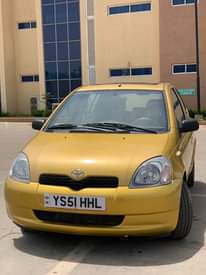 A picture of Yaris 2003
