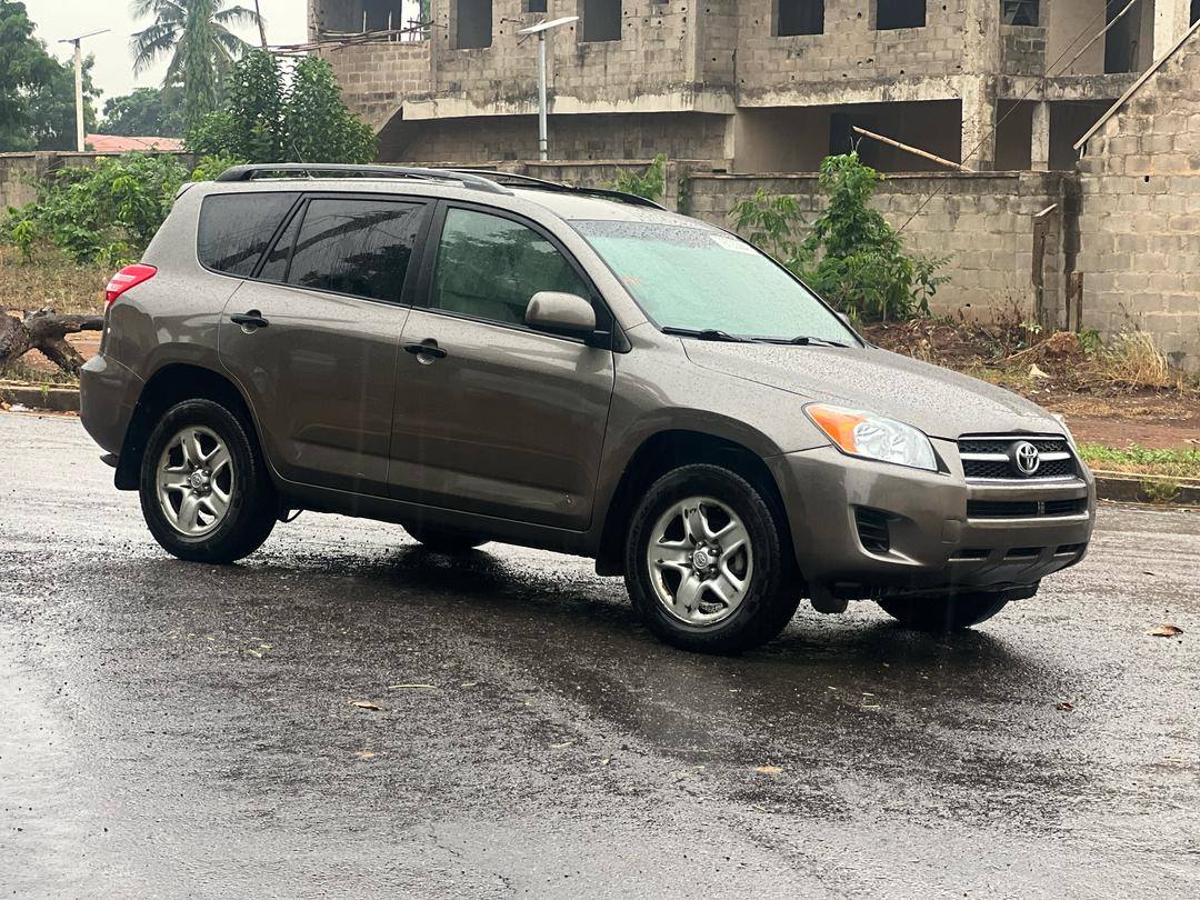 A picture of TOKUNBO TOYOTA RAV4 2011 MODEL