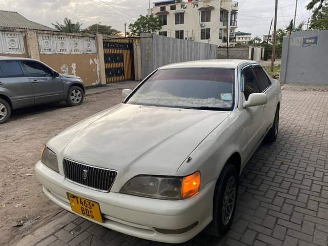 A picture of Toyota Gx 100