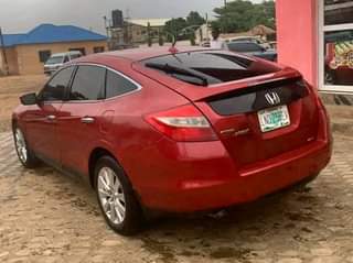 A picture of Distress sales Honda Accord crosstour Extremely clean buy and drive