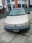 A picture of 2002 model 6plug Toyota sienna for sale first body Sound