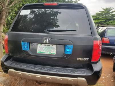 A picture of PERFECTLY NEATLY USAGE 2004 HONDA PILOT