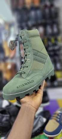A picture of Watsap number 0 7 7 8 5 8 94 23