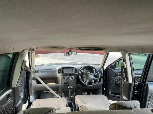 A picture of Toyota probox sacced