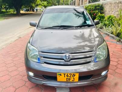 A picture of Toyota IST
