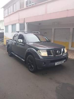 nissan navara